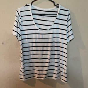 Strip tee shirt